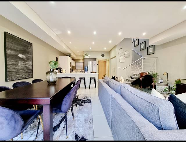 3 BEDROOM TOWNHOUSE TO LET IN OAKLANDS